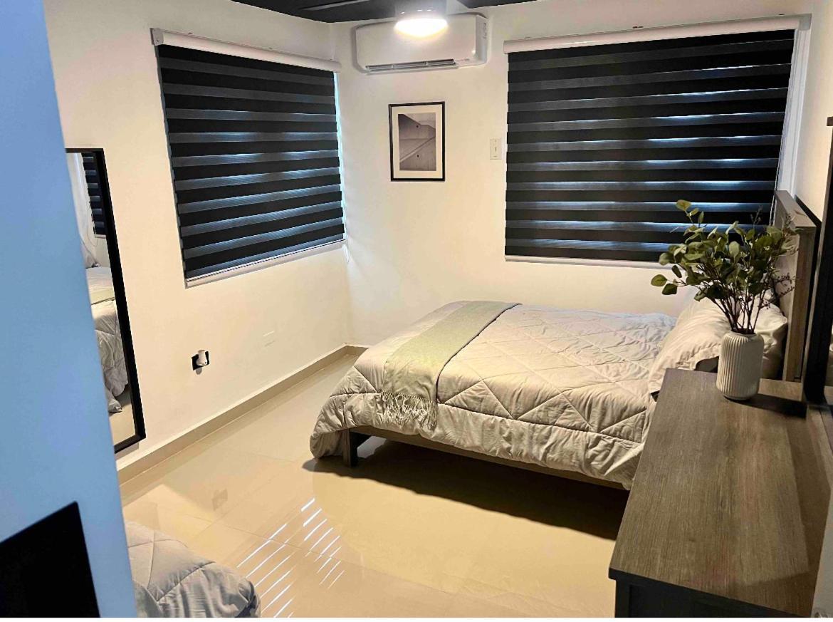 North Breeze Guest House 1 莱维顿 外观 照片